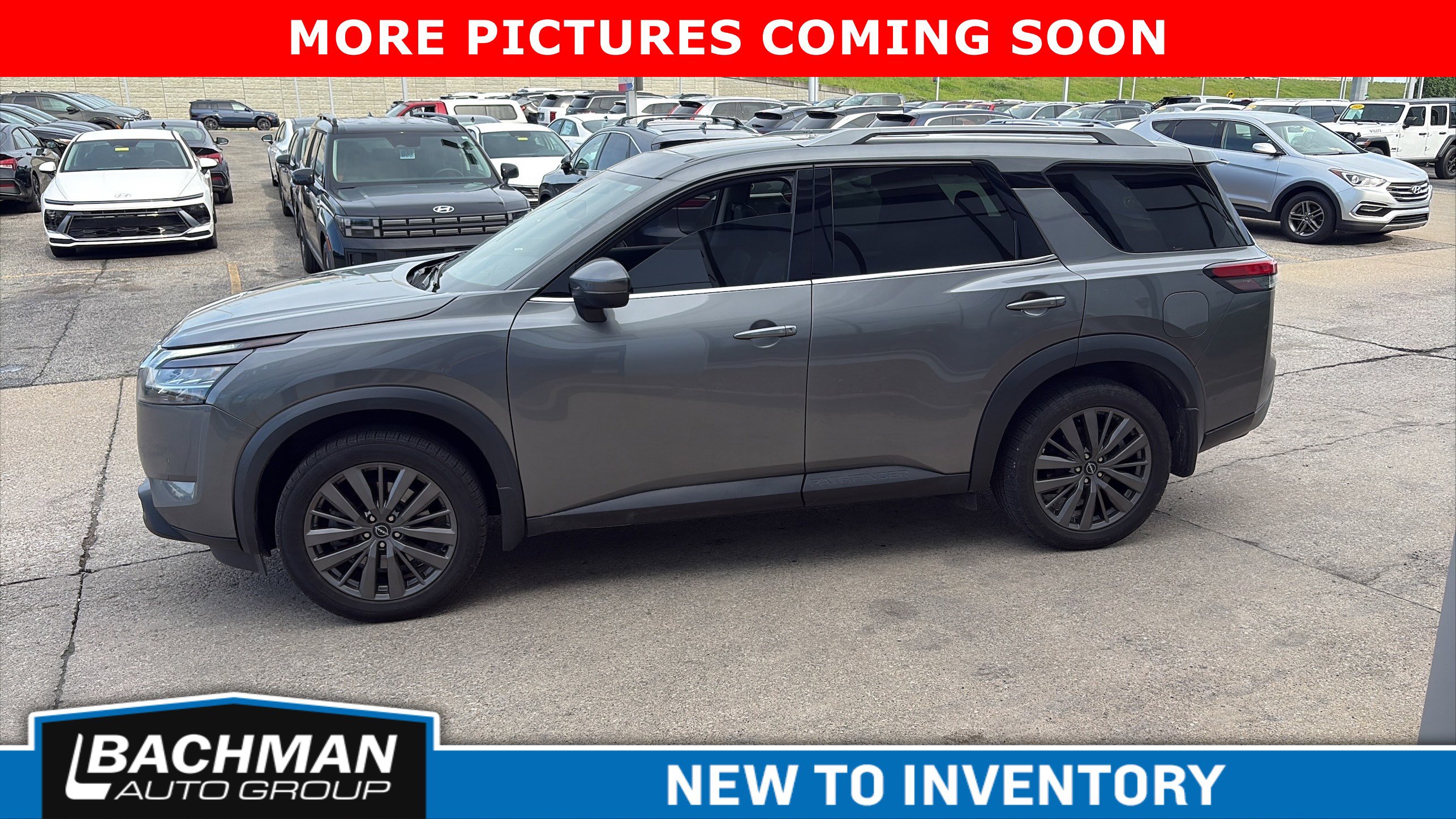 Used 2022 Nissan Pathfinder SL w/ SL Premium Package AWD/4WD image 4