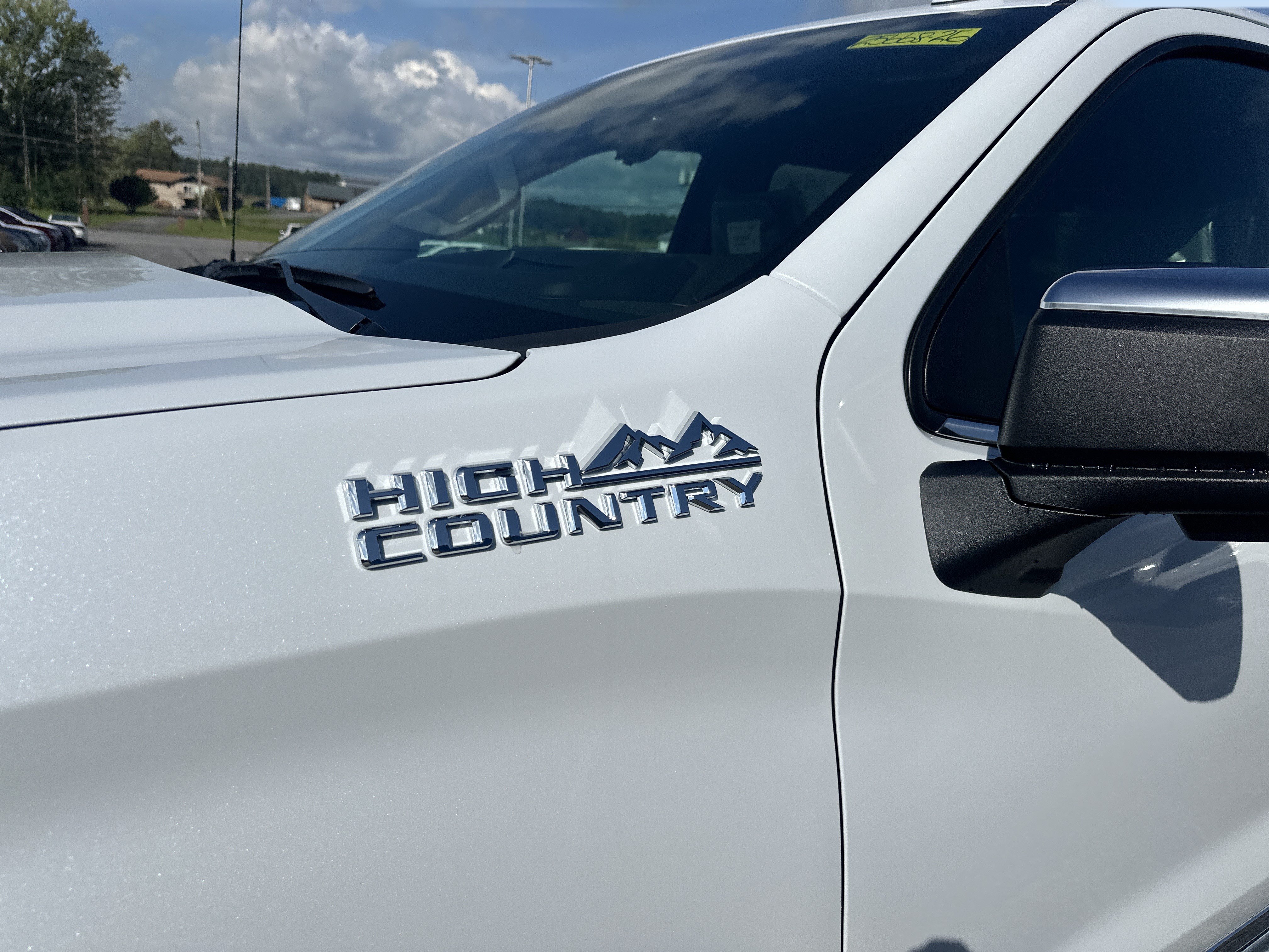 New 2026 Chevrolet Silverado 1500 High Country w/ High Country Premium Package AWD/4WD image 4