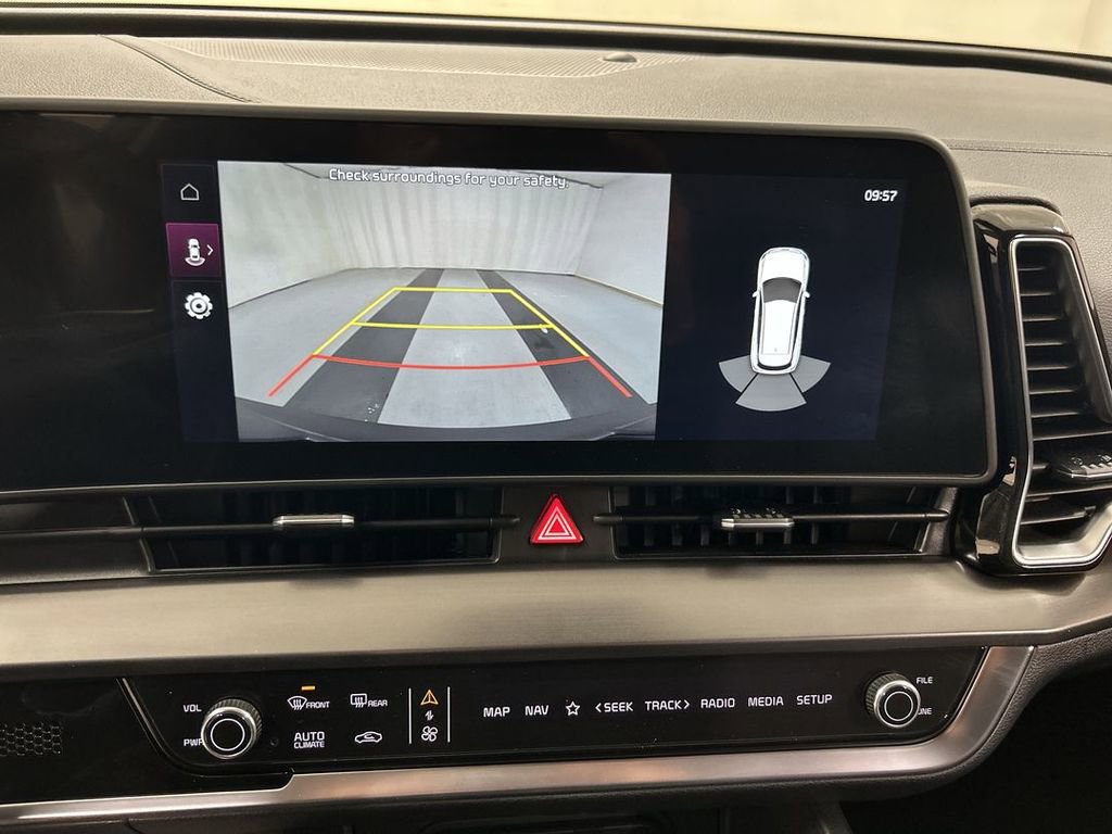 Certified 2025 Kia Sportage EX image 15