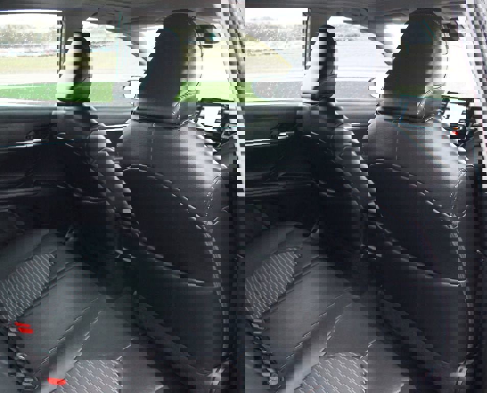 Used 2024 Toyota Camry SE image 20