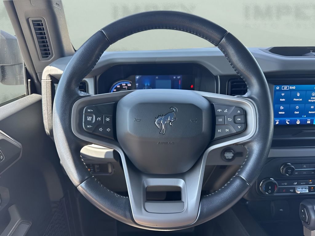 Used 2022 Ford Bronco Black Diamond AWD/4WD image 1