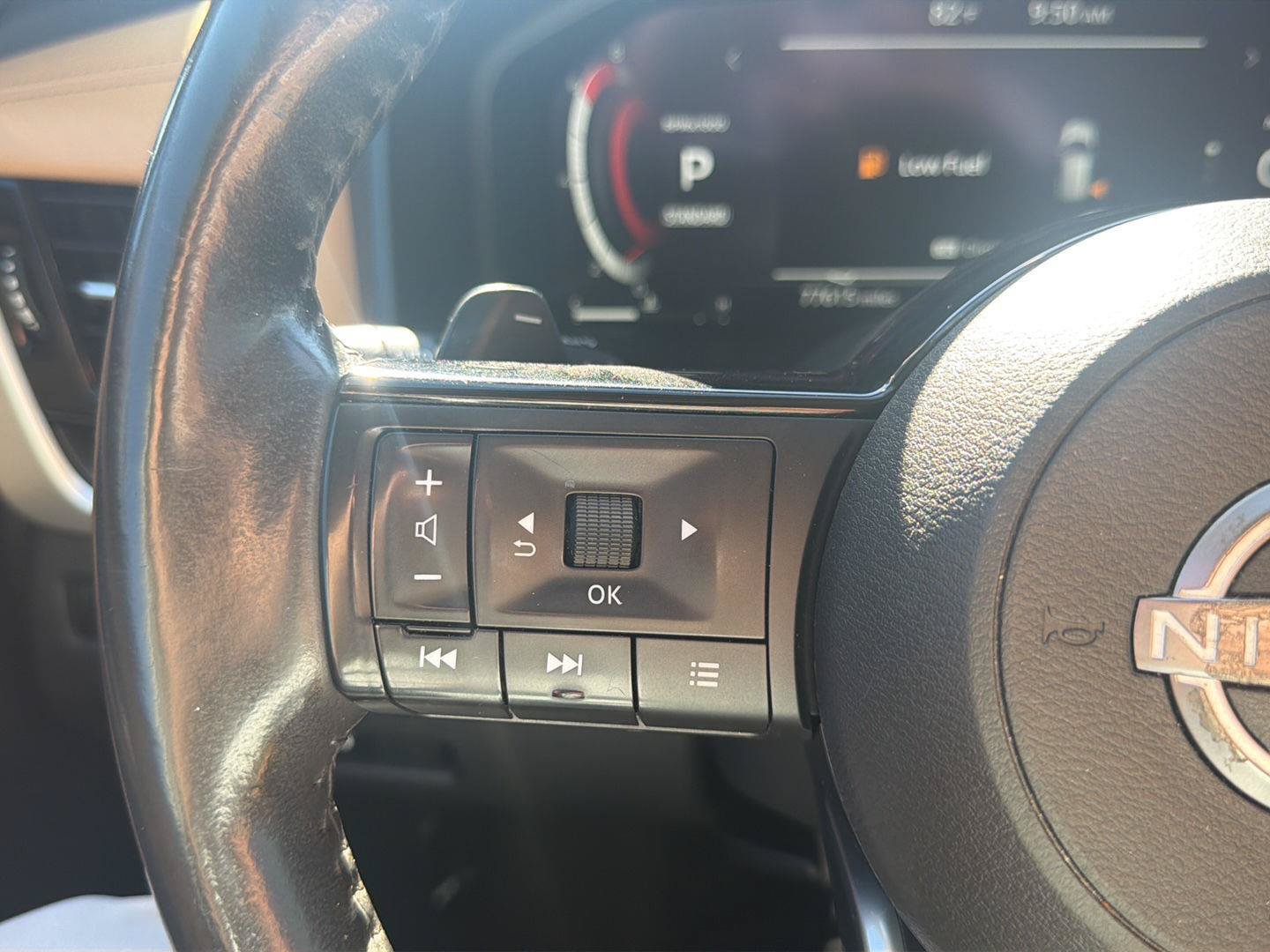 Used 2022 Nissan Rogue Platinum w/ Head-Up Display Package FWD image 25