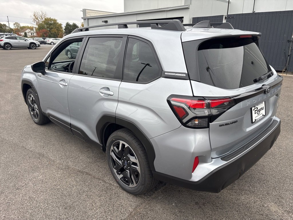 New 2025 Subaru Forester Premium image 5