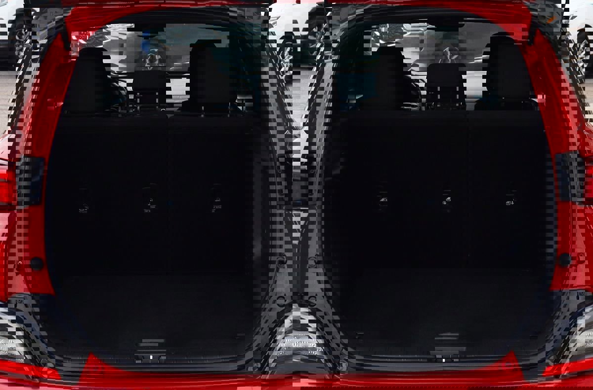 Used 2022 Hyundai Kona N Line w/ Tech Package image 25