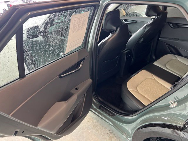 Used 2024 Kia Niro FWD image 18