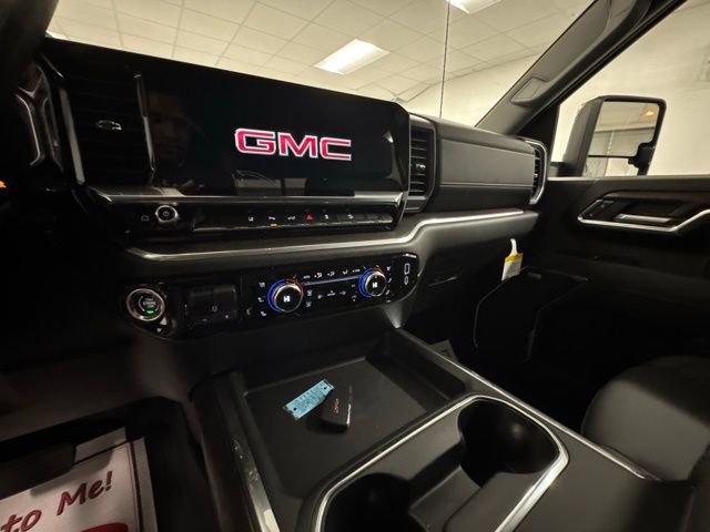 New 2026 GMC Sierra 2500 SLT image 16
