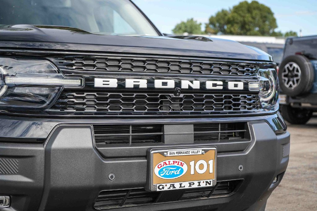 New 2025 Ford Bronco Sport Outer Banks w/ Outer Banks Tech Package+ AWD/4WD image 6