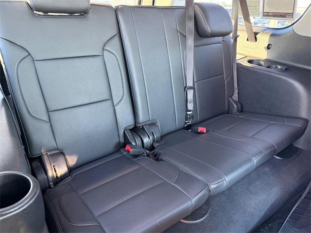 Used 2020 Chevrolet Suburban Premier image 13