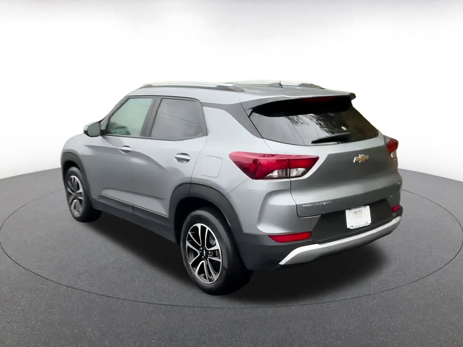 Used 2025 Chevrolet TrailBlazer LT image 11