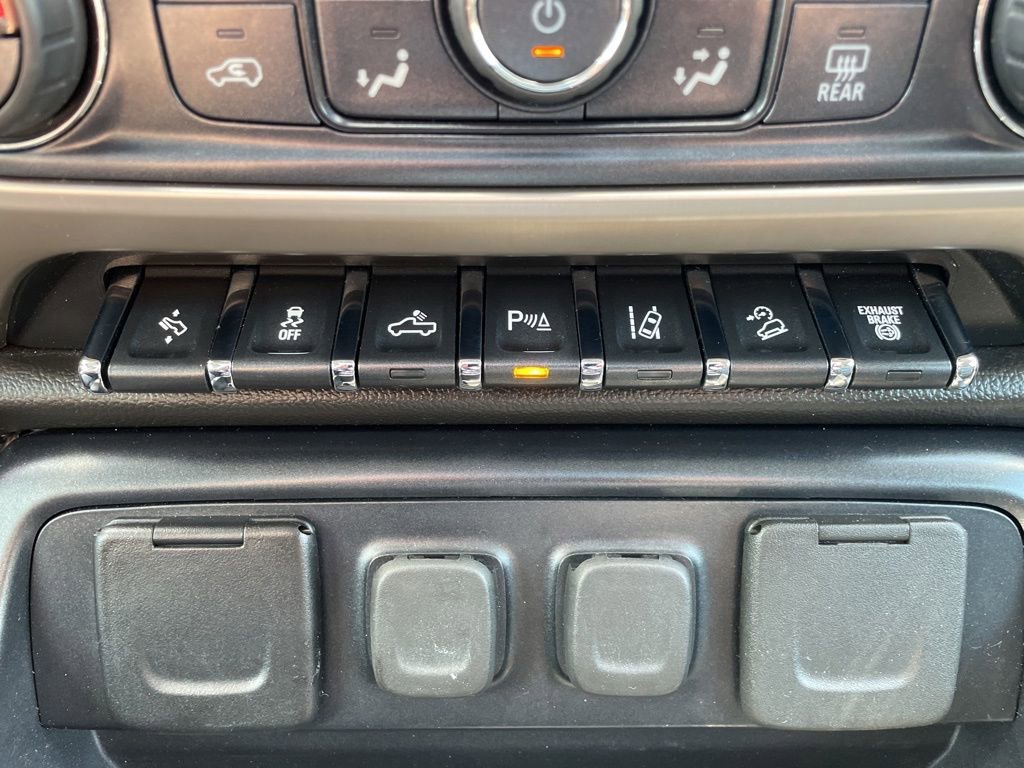 Used 2019 GMC Sierra 2500 Denali w/ Duramax Plus Package AWD/4WD image 27