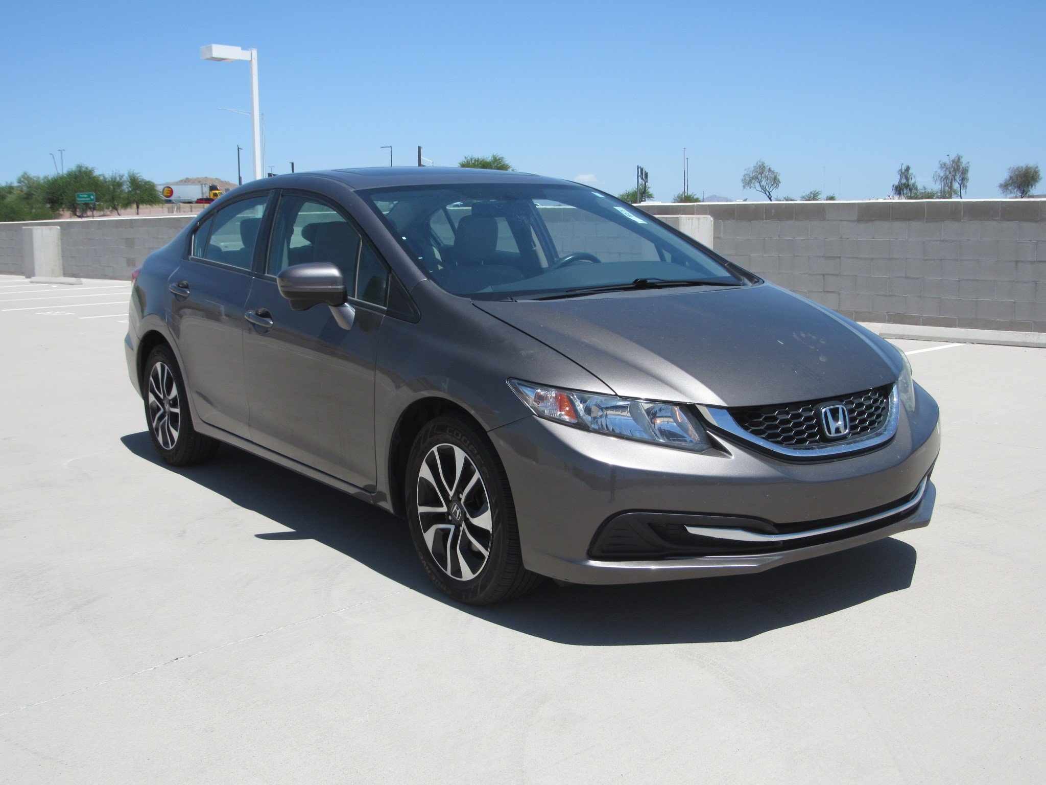 Used 2015 Honda Civic EX image 2