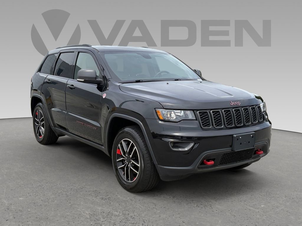 Used 2019 Jeep Grand Cherokee Trailhawk AWD/4WD image 1
