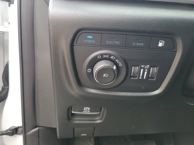 Used 2024 Jeep Grand Cherokee Limited 4xe w/ Luxury Tech Group II image 34