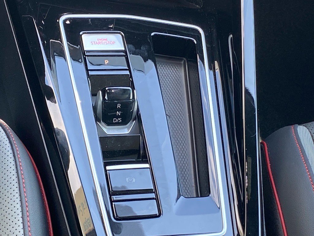 Certified 2024 Volkswagen GTI SE w/ SE Leather Seats Package image 10