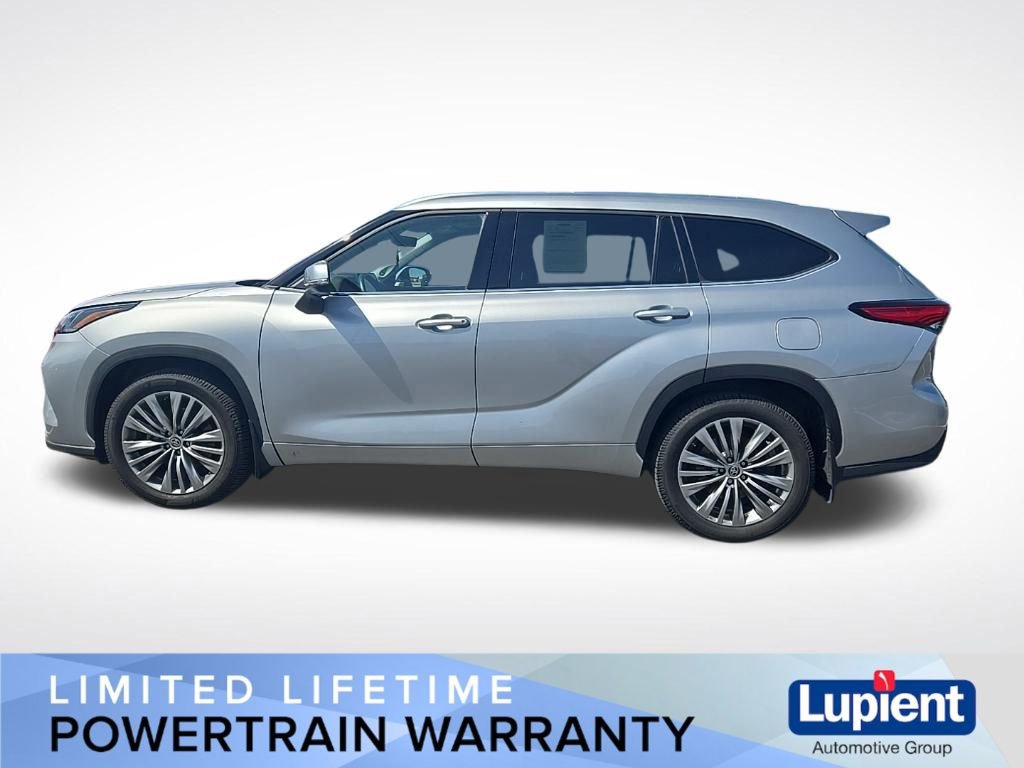 Used 2021 Toyota Highlander Platinum AWD/4WD image 7