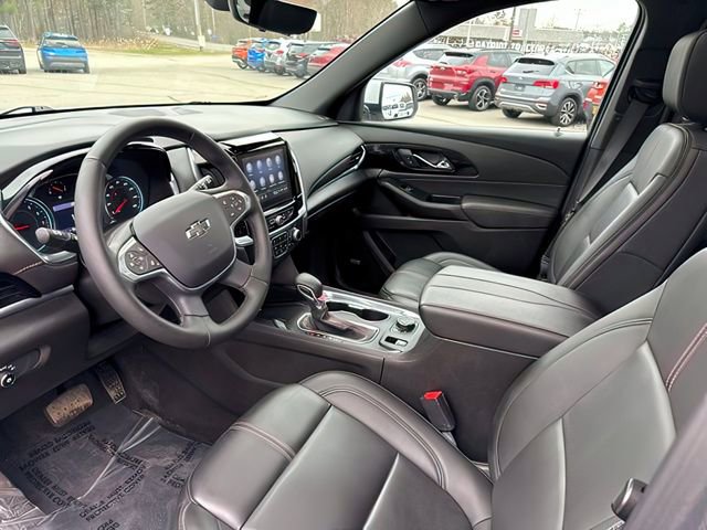 Used 2023 Chevrolet Traverse RS AWD/4WD image 16