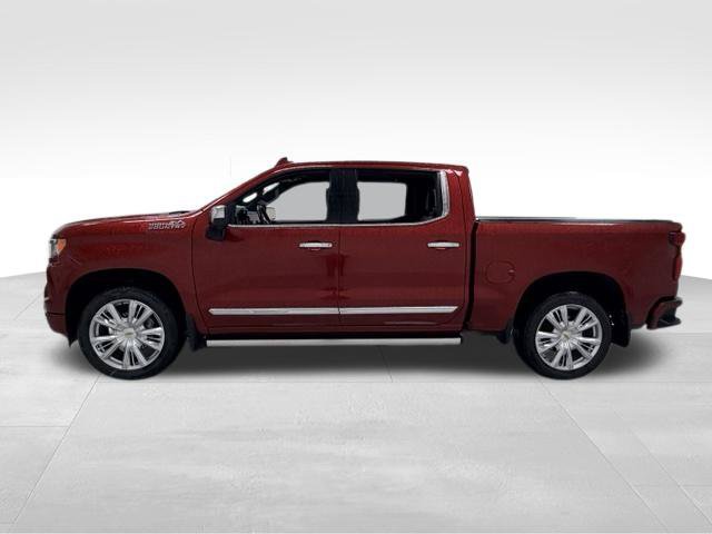 Certified 2023 Chevrolet Silverado 1500 High Country w/ Technology Package AWD/4WD image 3