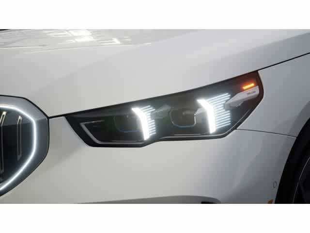 New 2026 BMW i5 eDrive40 AWD/4WD image 6