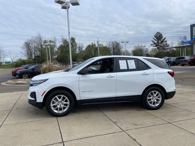 Used 2023 Chevrolet Equinox LS image 5