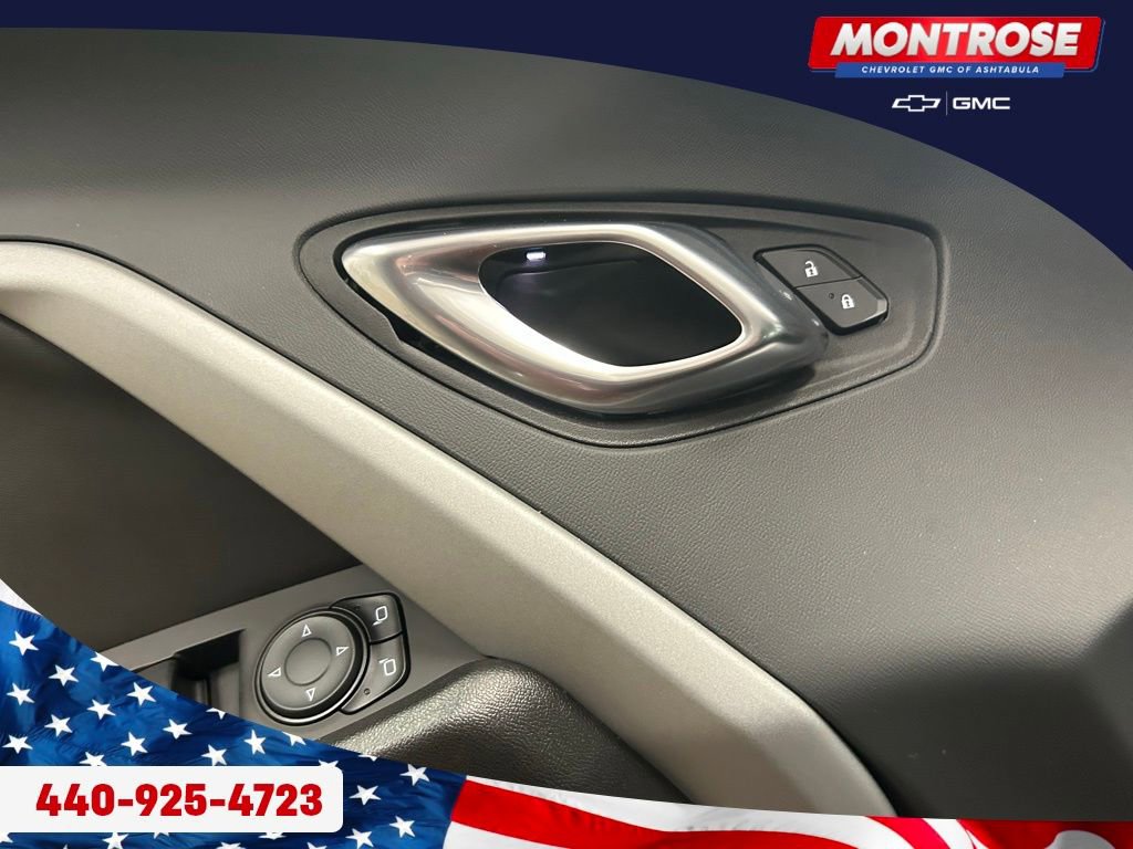 Used 2023 Chevrolet Camaro LT w/ RS Package image 10