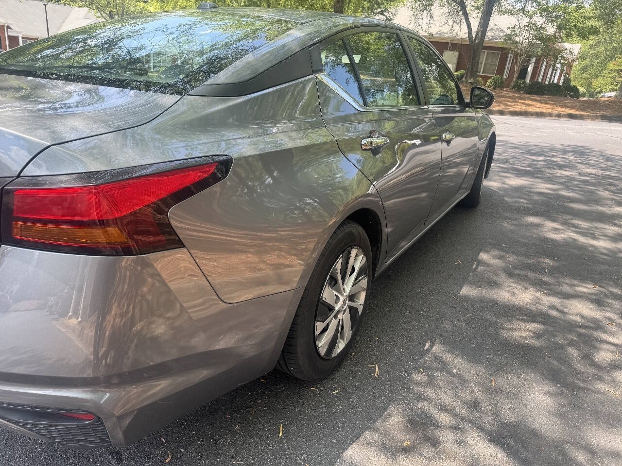 Used 2020 Nissan Altima 2.5 S FWD image 6