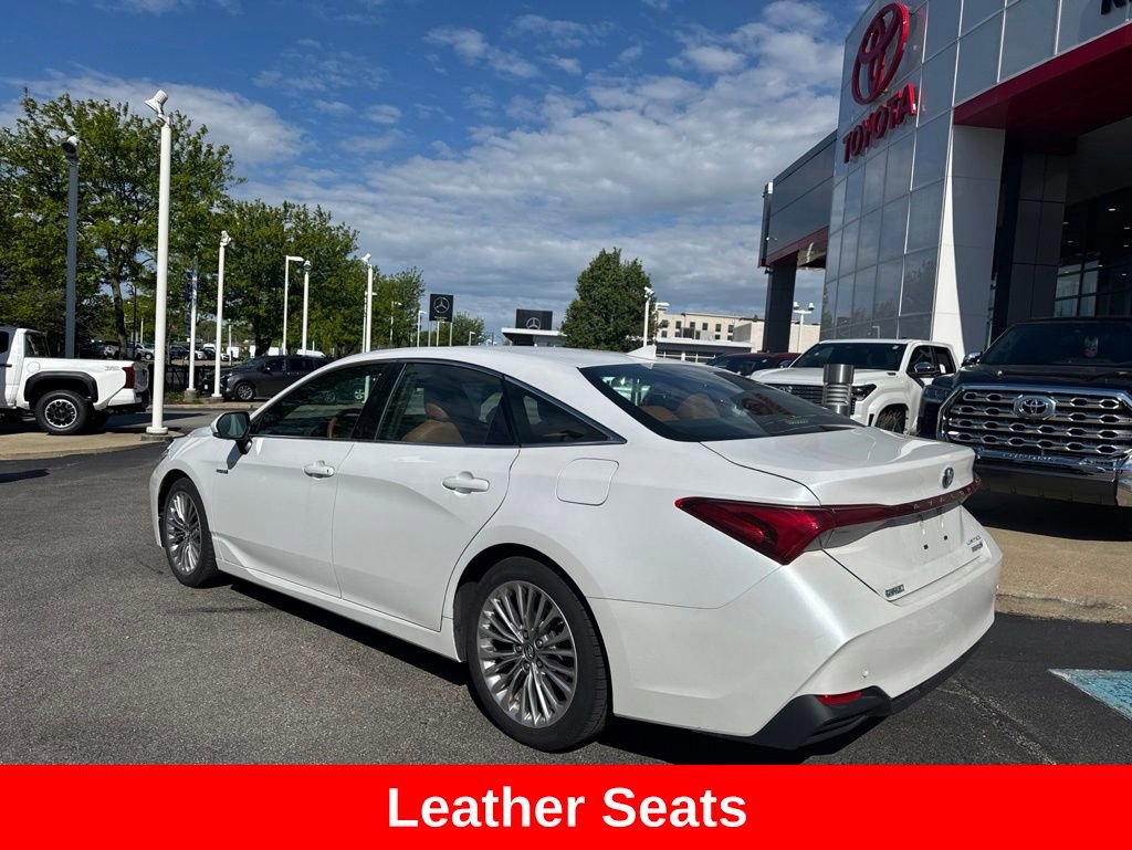 Used 2019 Toyota Avalon Limited w/ Advanced Safety Package FWD image 5
