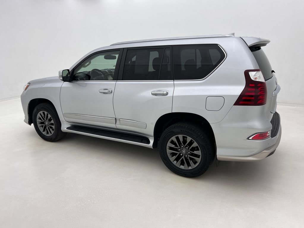 Used 2019 Lexus GX 460 Luxury w/ Sport Design Package image 10