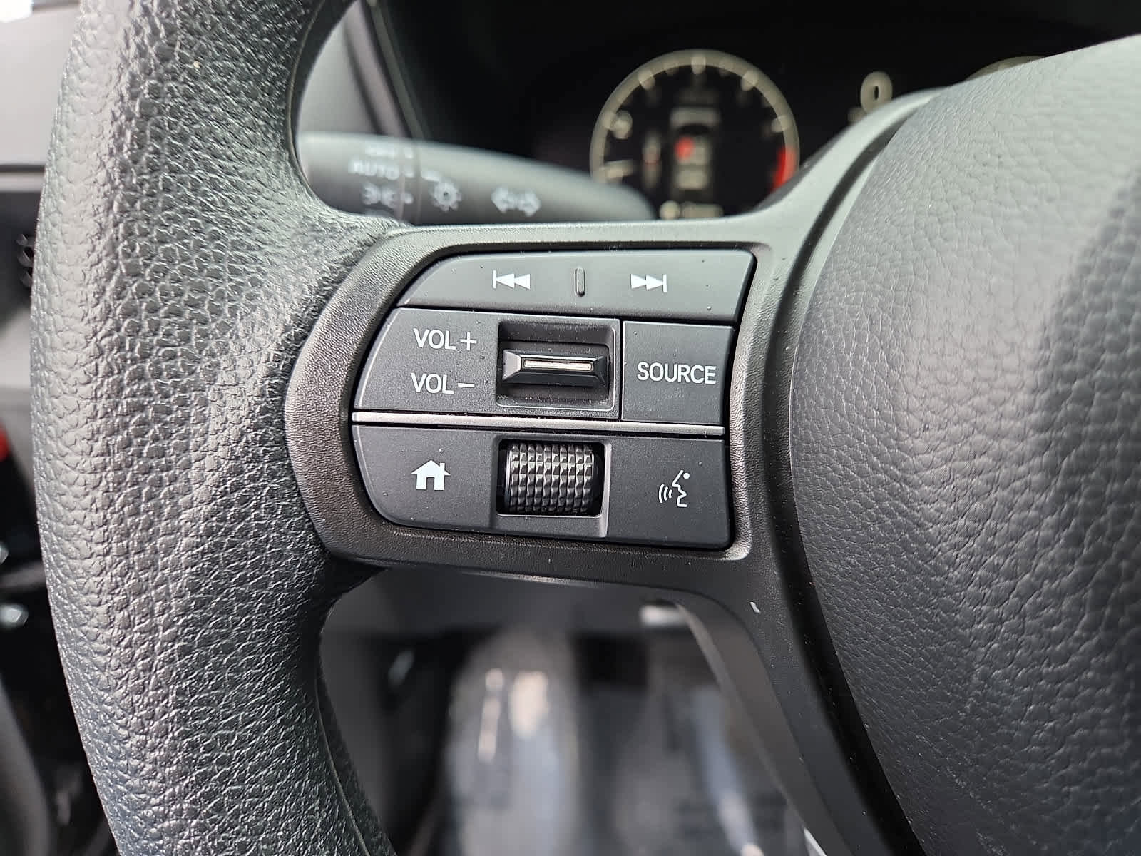 Certified 2025 Honda CR-V EX image 23