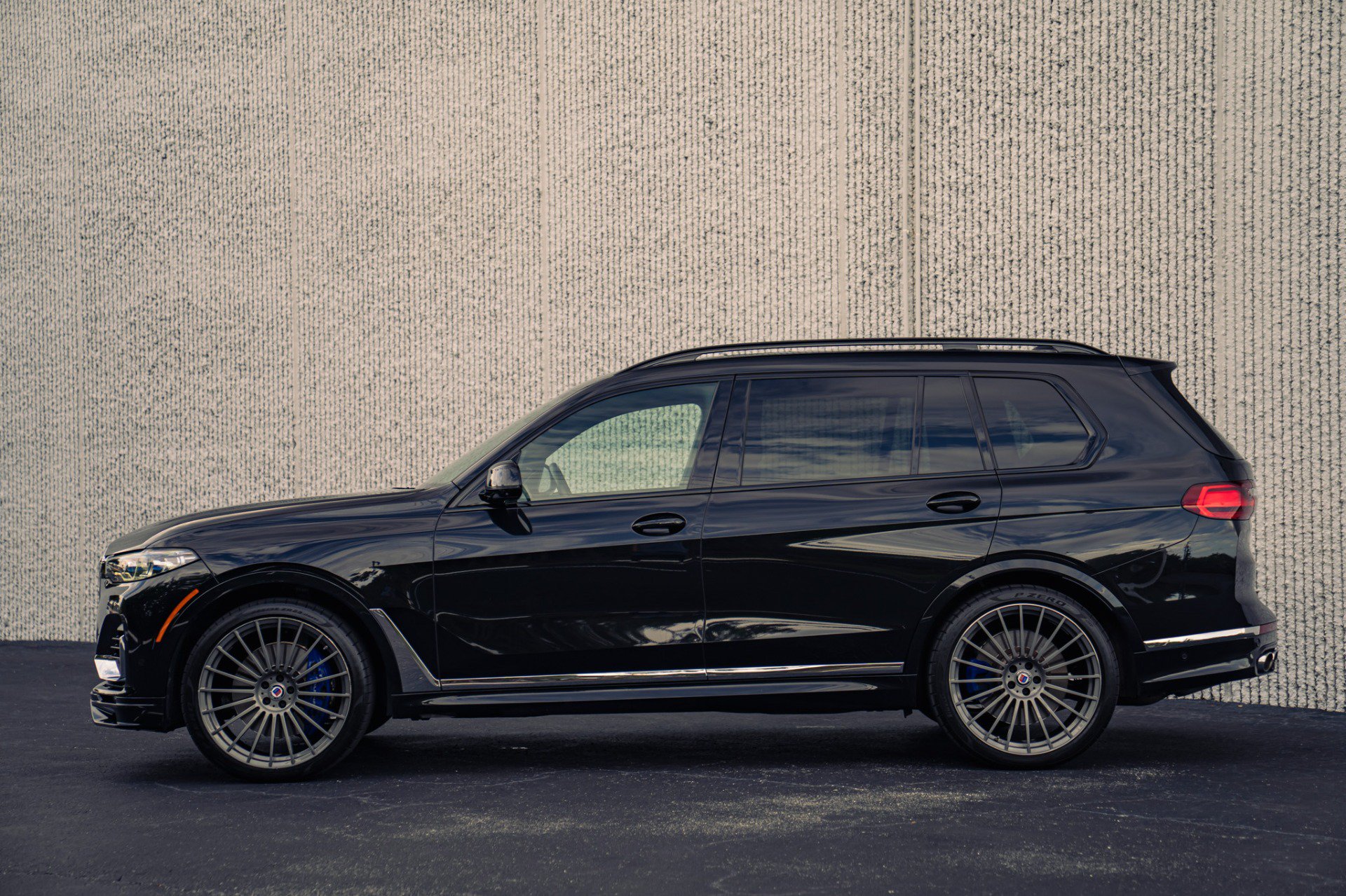 Used 2021 BMW ALPINA XB7 AWD/4WD image 5