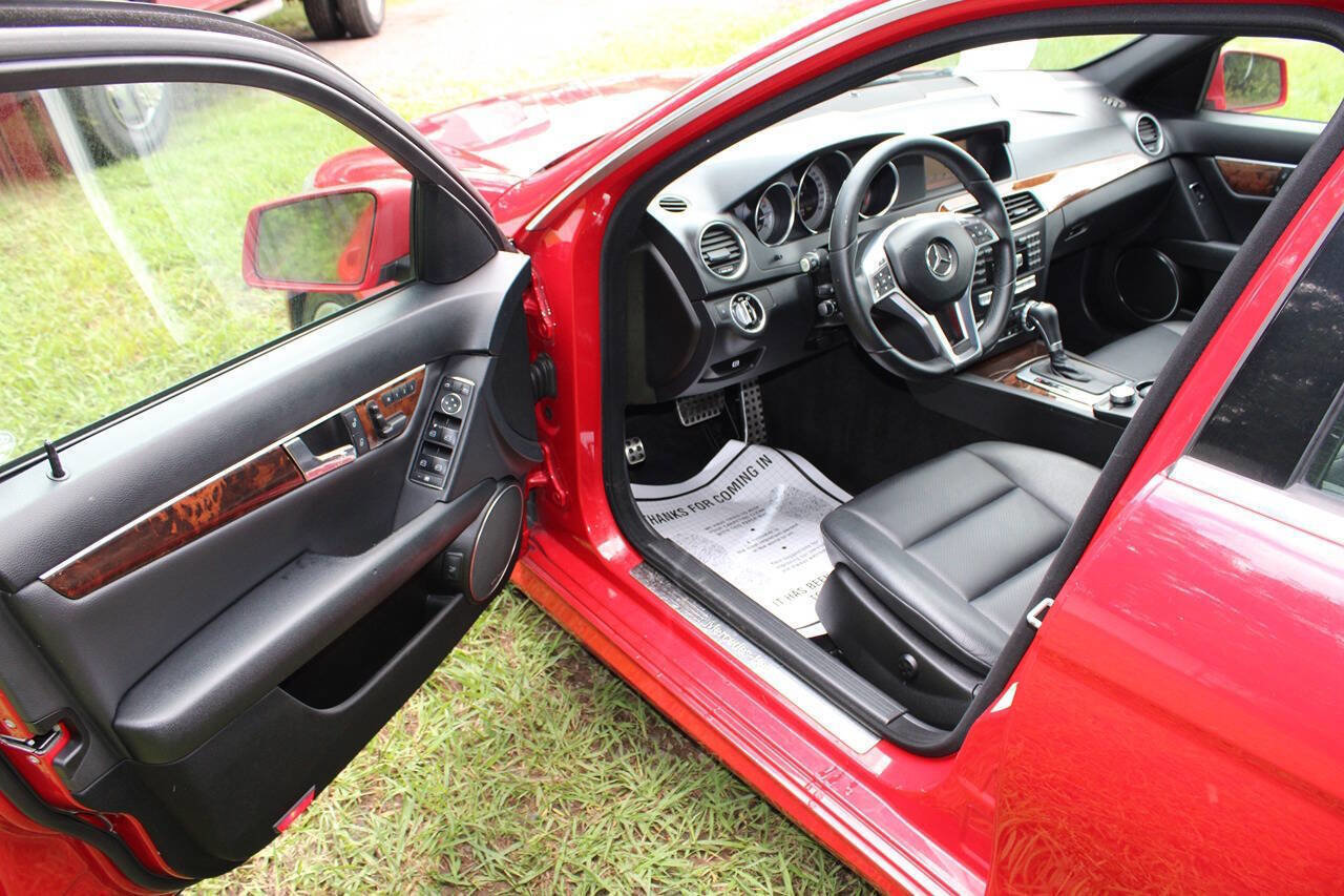 Used 2014 Mercedes-Benz C 300 4MATIC Sedan image 13