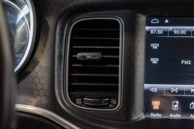 Used 2017 Dodge Charger R/T RWD image 40