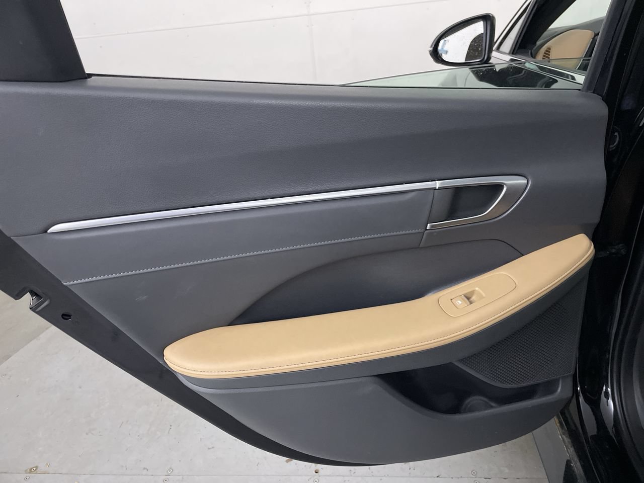 Used 2020 Hyundai Sonata Limited FWD image 20