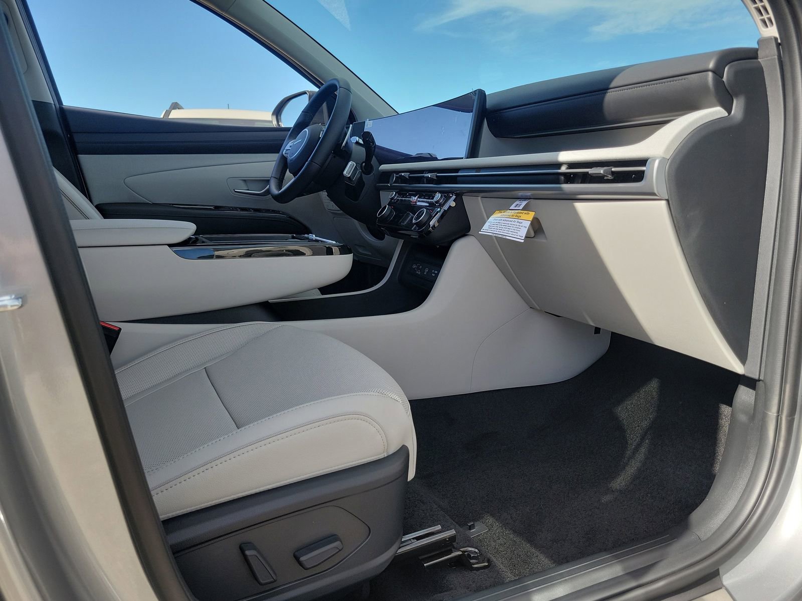 New 2026 Hyundai Tucson Limited image 17