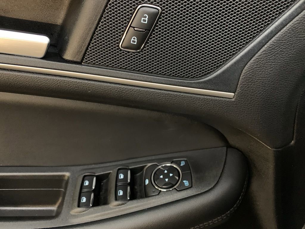 Used 2024 Ford Edge SEL image 12