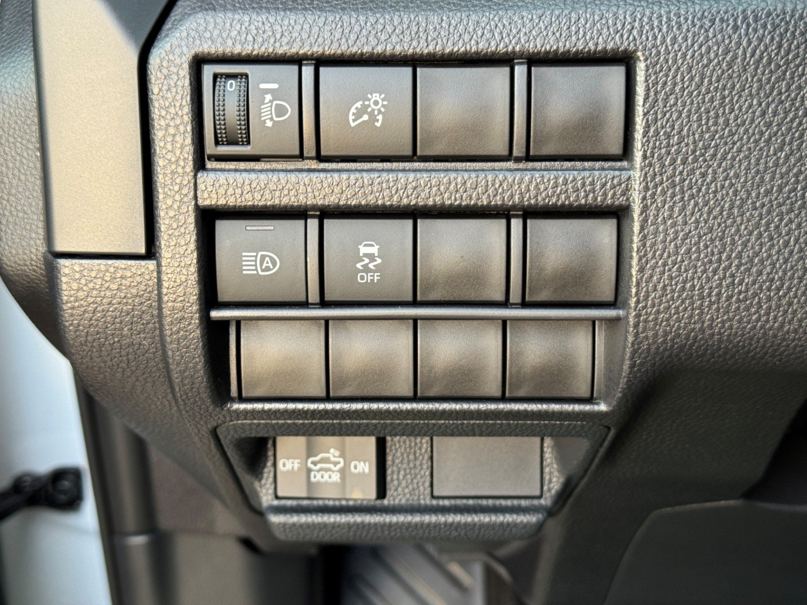 Used 2026 Toyota Tacoma SR RWD image 17