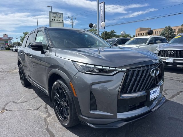 New 2026 INFINITI QX60 Luxe w/ Dark Cargo Package image 2