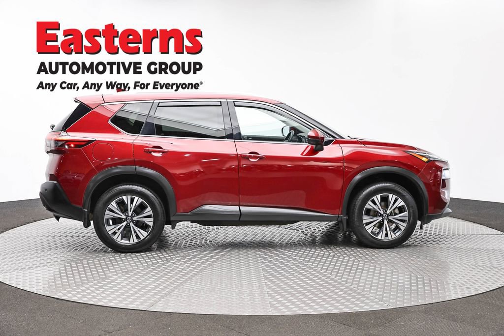 Used 2021 Nissan Rogue SV w/ Premium Package AWD/4WD image 4