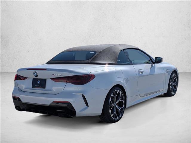 Used 2026 BMW M440i Convertible w/ Premium Package image 5