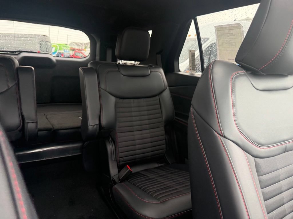 New 2026 Ford Explorer ST-Line w/ ST-Line Street Pack AWD/4WD image 62