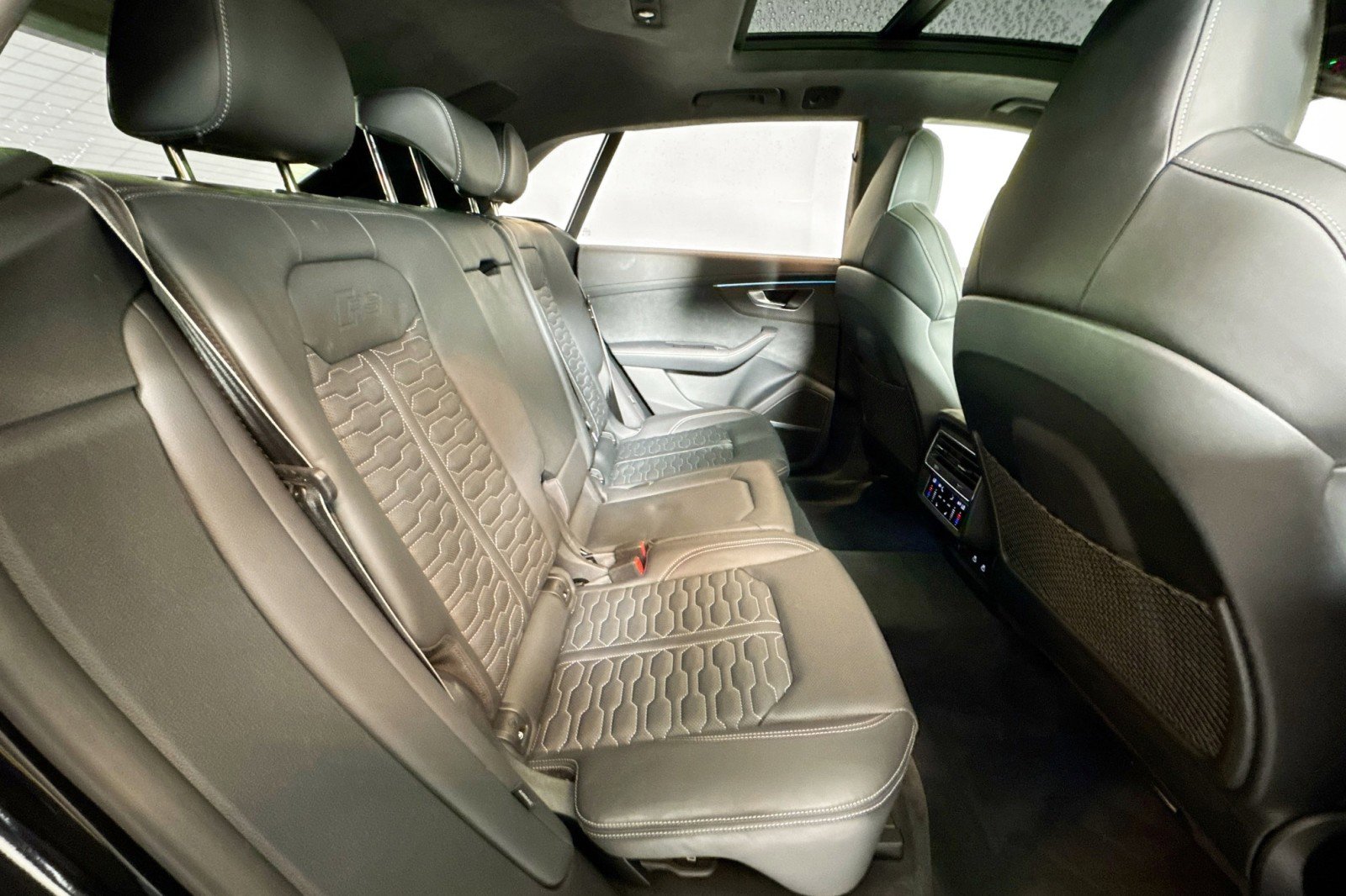 Used 2024 Audi RS Q8 image 26