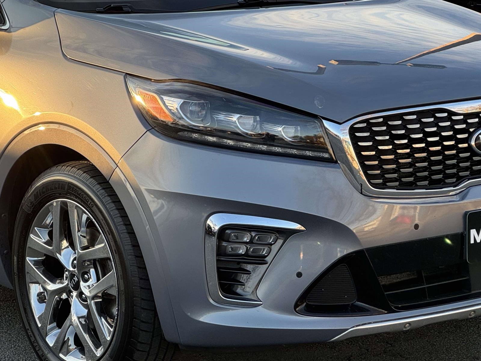 Used 2019 Kia Sorento SX image 5