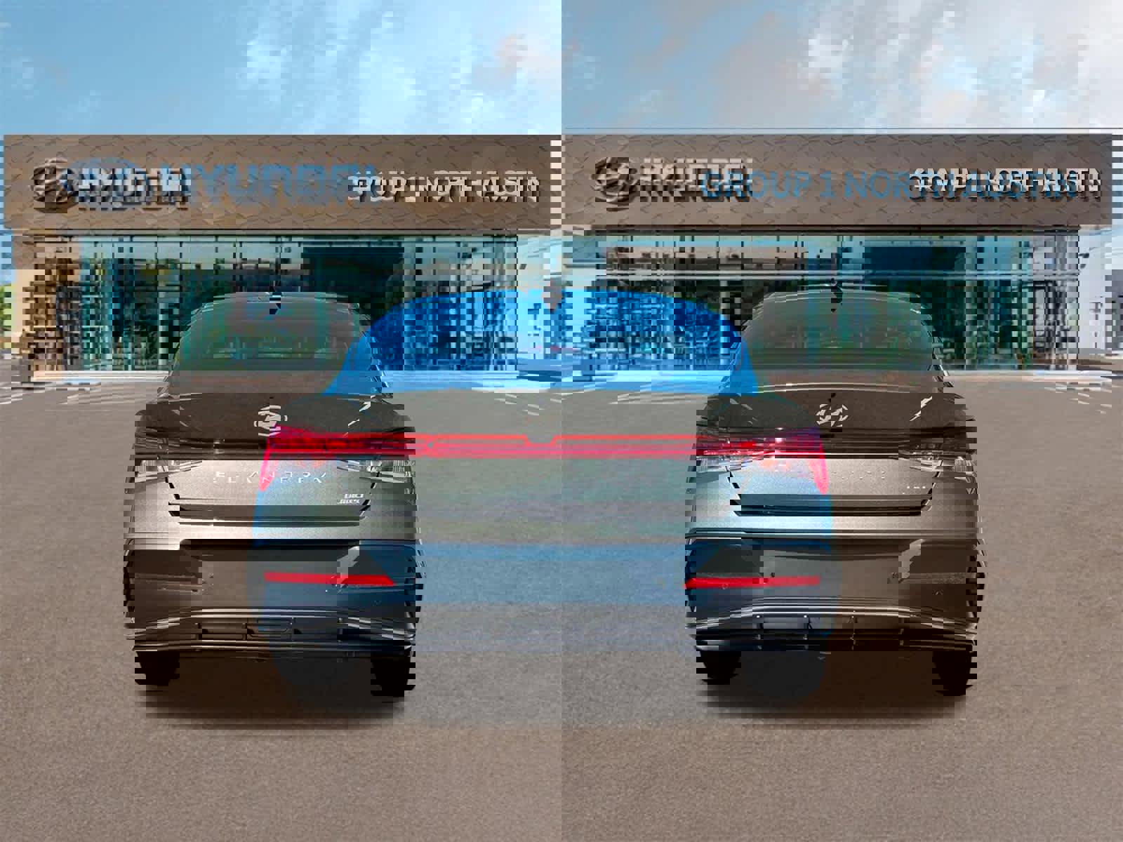 New 2025 Hyundai Elantra Limited image 6