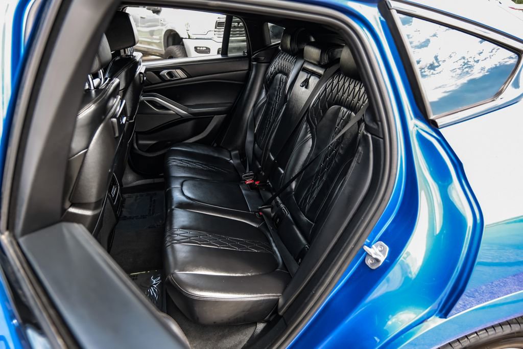 Used 2020 BMW X6 M50i w/ Premium Package AWD/4WD image 44