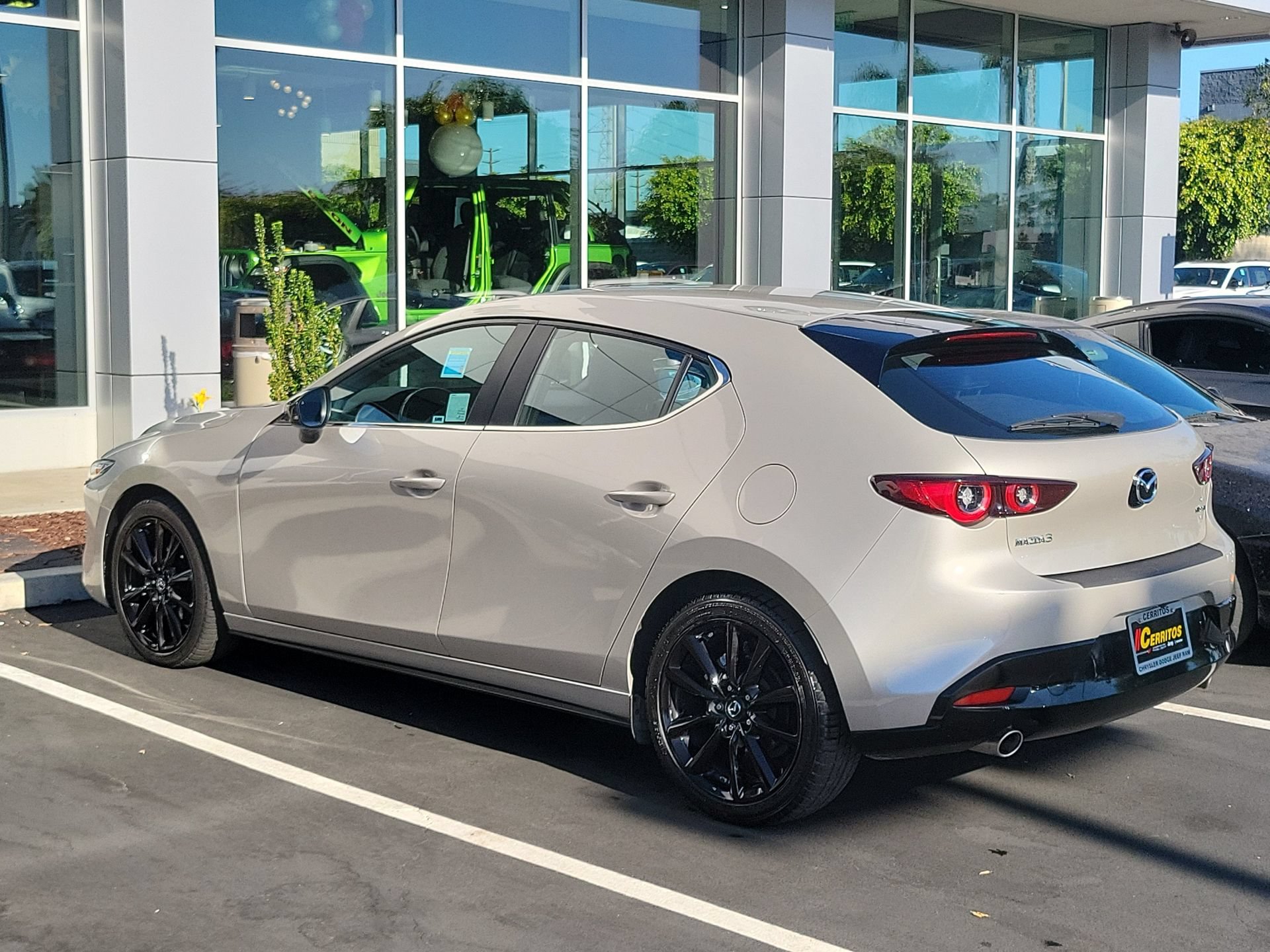 Used 2025 MAZDA MAZDA3 s Sport FWD image 3