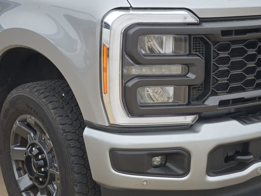 Used 2023 Ford F250 Lariat w/ Lariat Ultimate Package AWD/4WD image 30