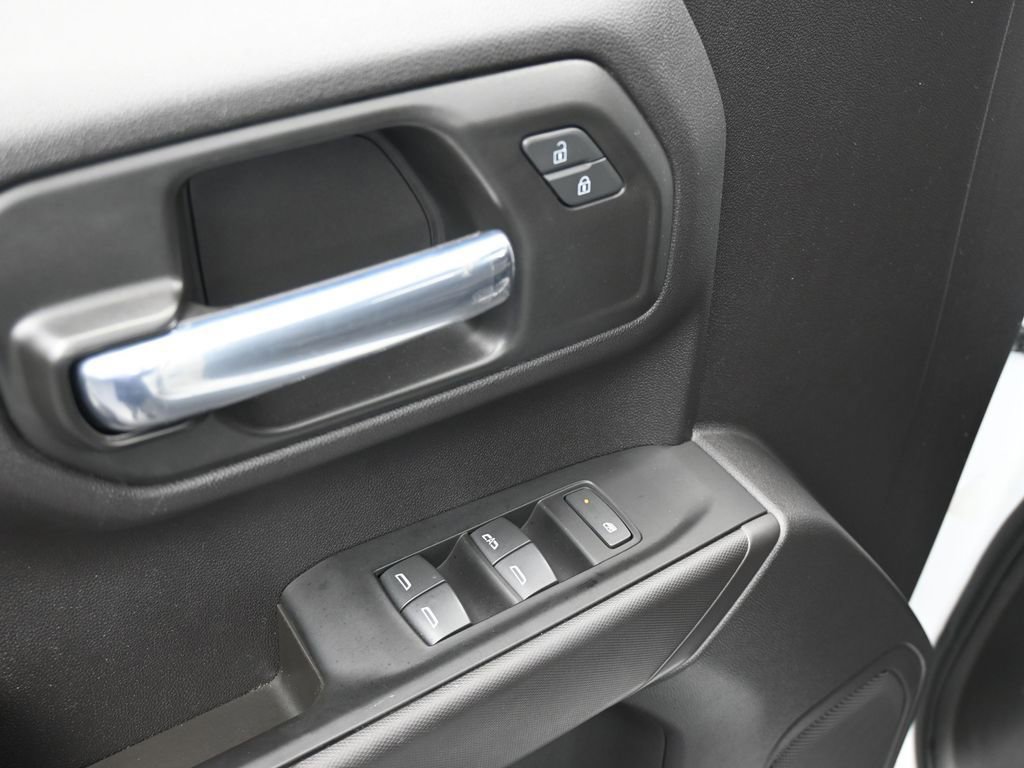 Used 2023 Chevrolet Silverado 1500 W/T image 16
