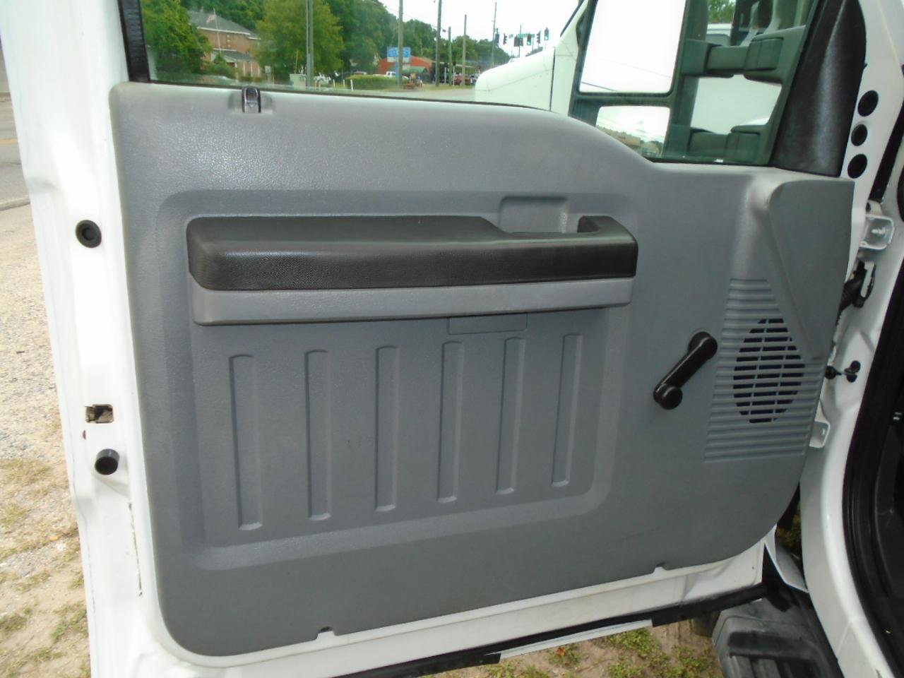 Used 2013 Ford F450 XL w/ Snow Plow Prep Pkg RWD image 8