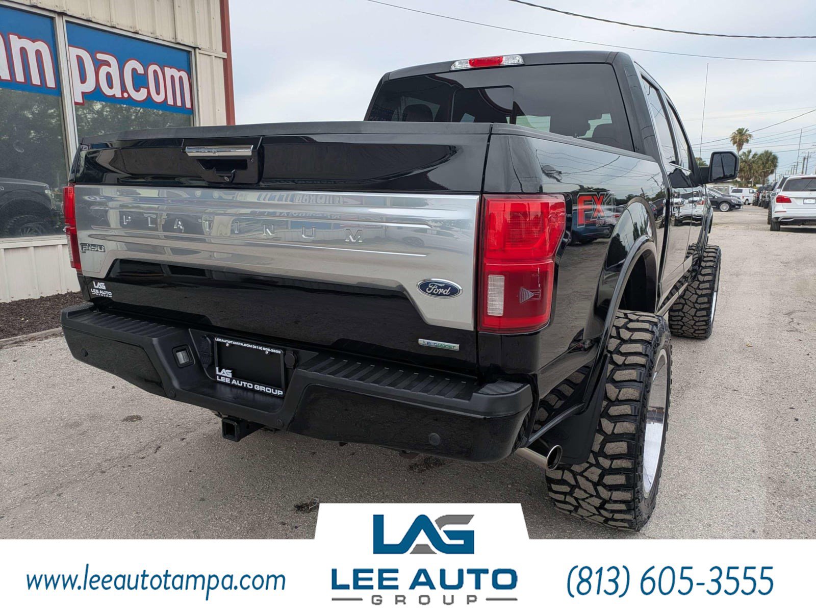 Used 2018 Ford F150 Platinum w/ Equipment Group 701A Luxury AWD/4WD image 3