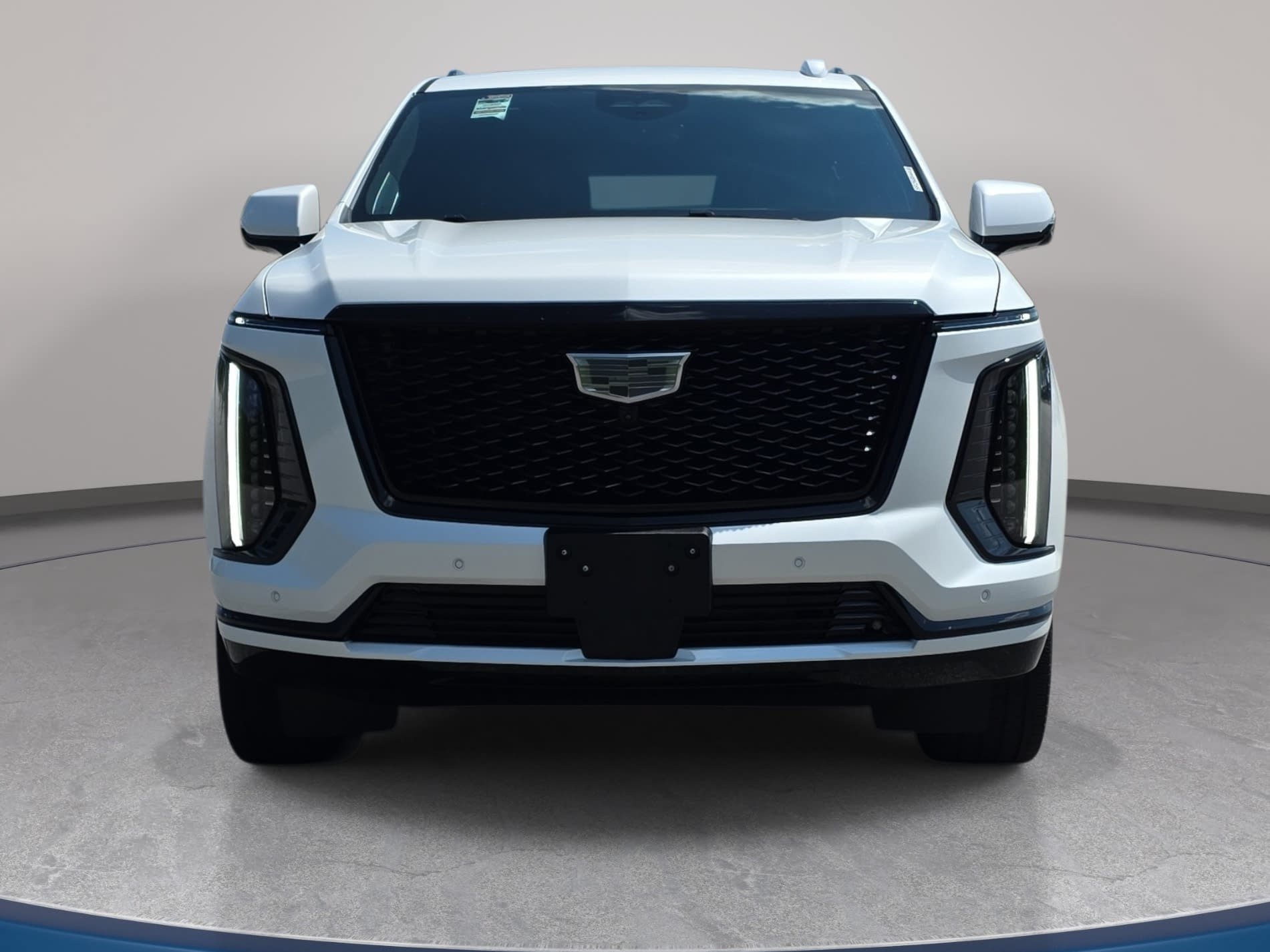 Used 2025 Cadillac Escalade ESV Sport Platinum w/ LPO, ONYX Package AWD/4WD image 2