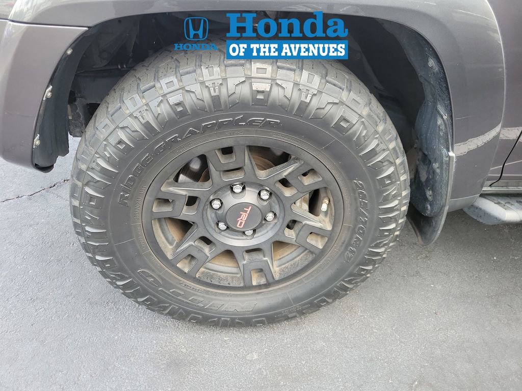 Used 2020 Toyota 4Runner SR5 image 4